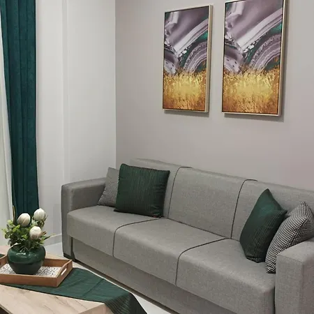 Atelier Deluxe Apt. *